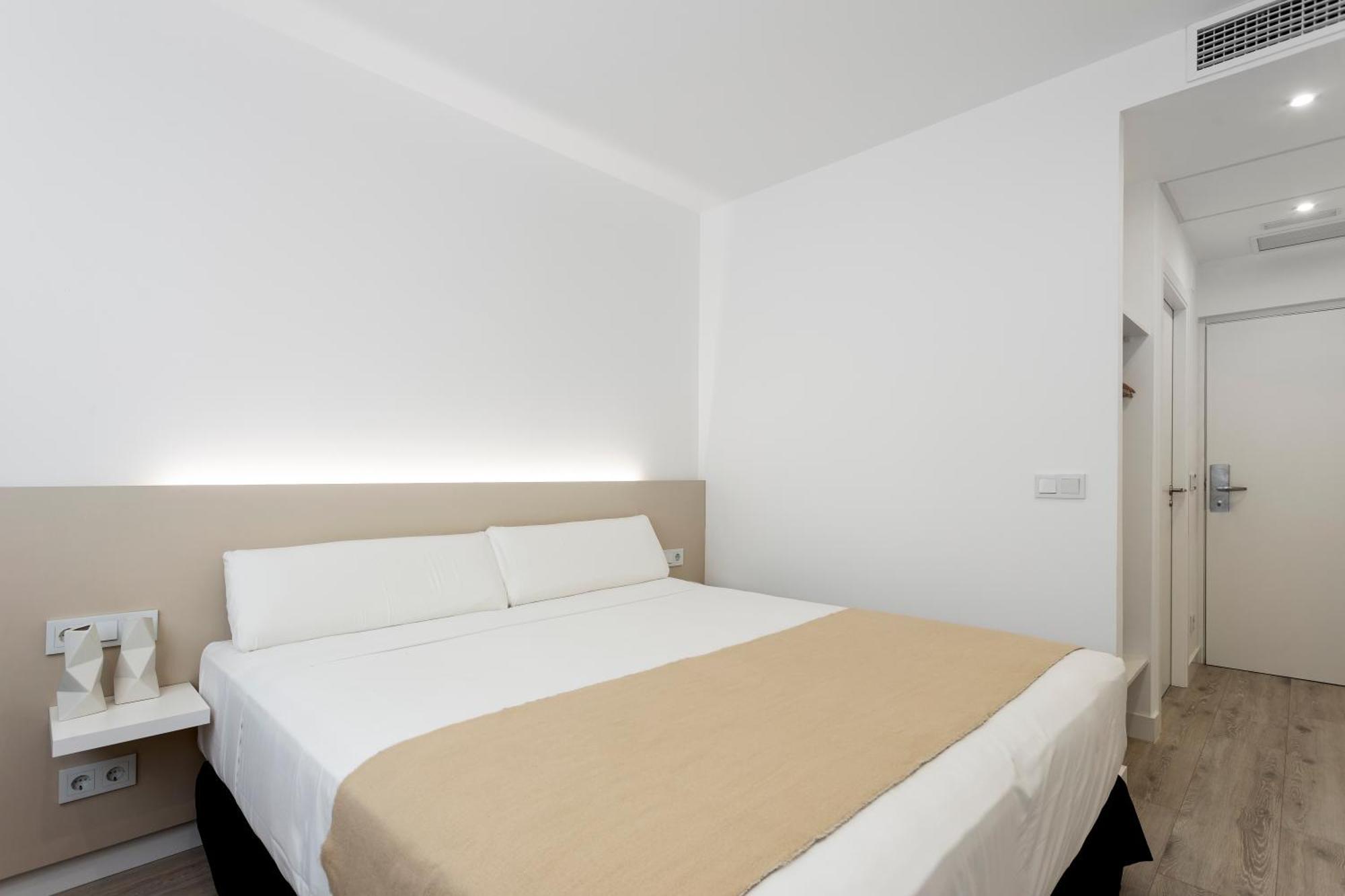 Hotel Bestprice Alegria Madrid Ngoại thất bức ảnh