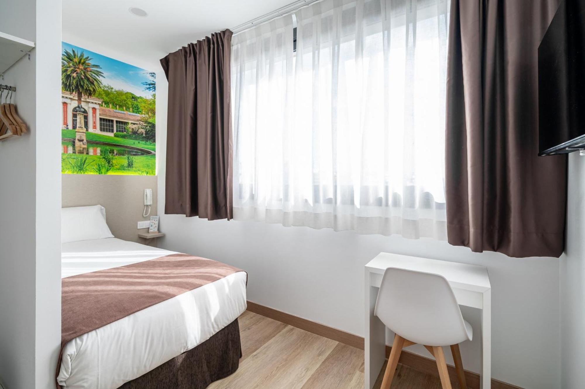 Hotel Bestprice Alegria Madrid Ngoại thất bức ảnh